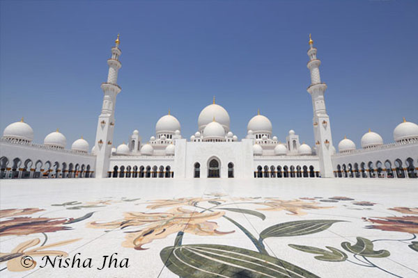 abu dhabi Sheikh Zayed Grand Mosque @lemonicks.com