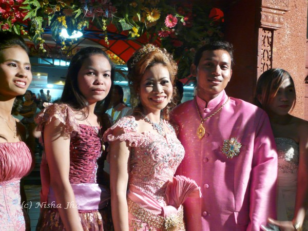 cambodian wedding @lemonicks.com