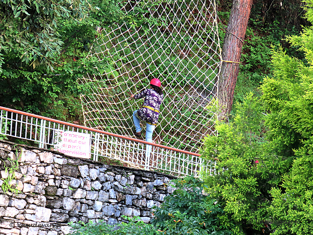 Rope net climbing...