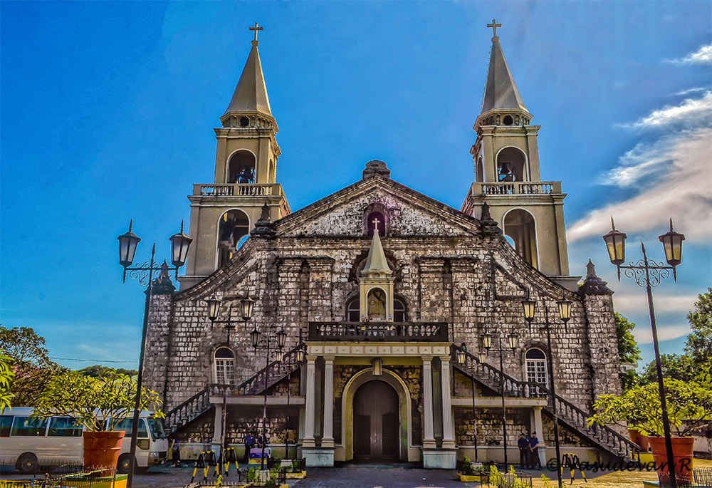 Places to visit in iloilo, things to do Iloilo city, Western Visayas, Jaro Cathedral
