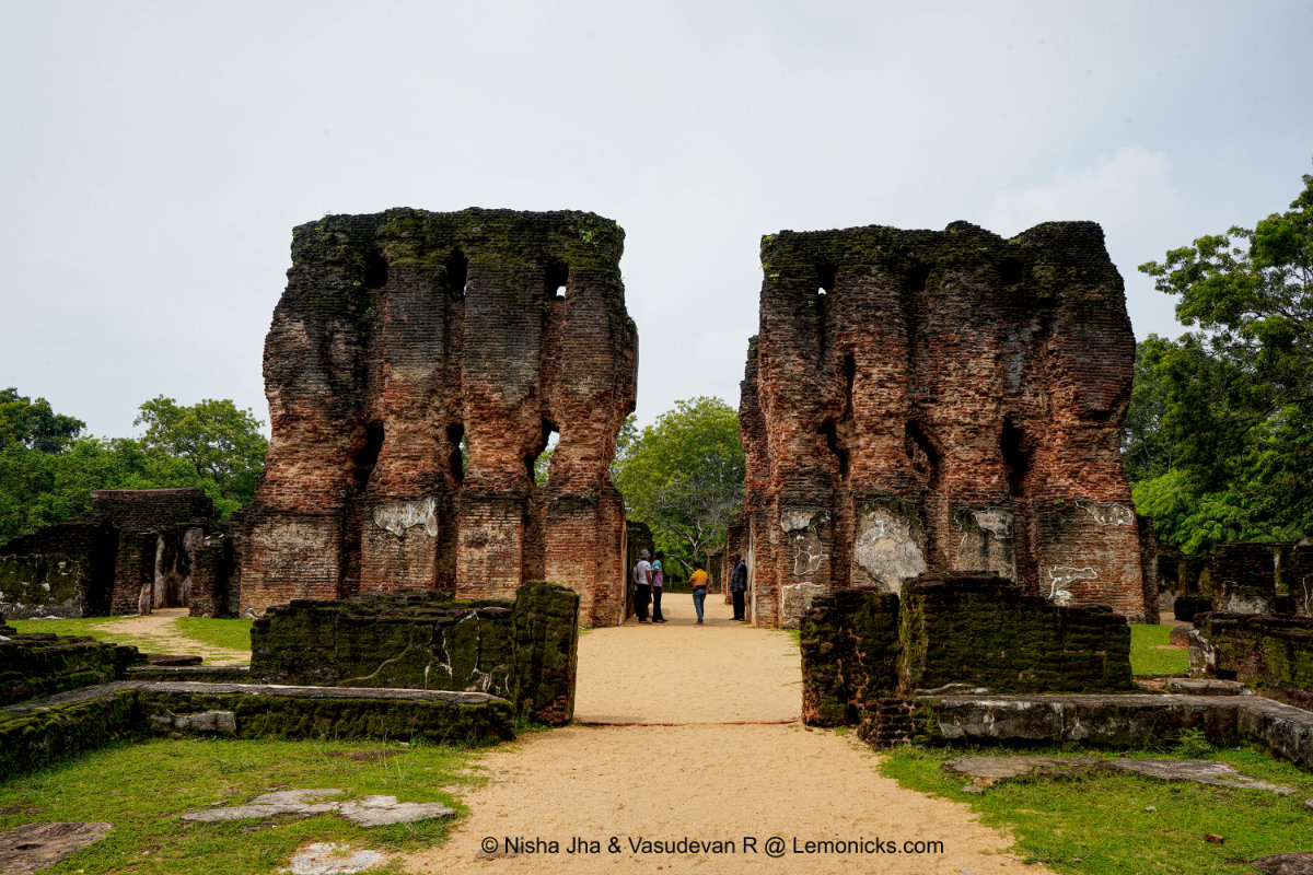 1000 rooms Royal Palace Polonnaruwa Unesco World Heritage Sites in Sri Lanka