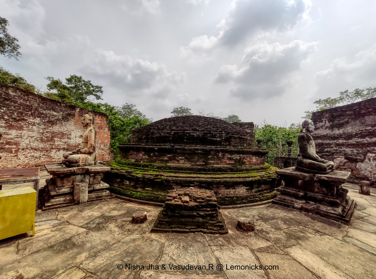 Vatdage Circular Relic House polonnaruwa UNESCO WORLD HERITAGE Site Sri Lanka